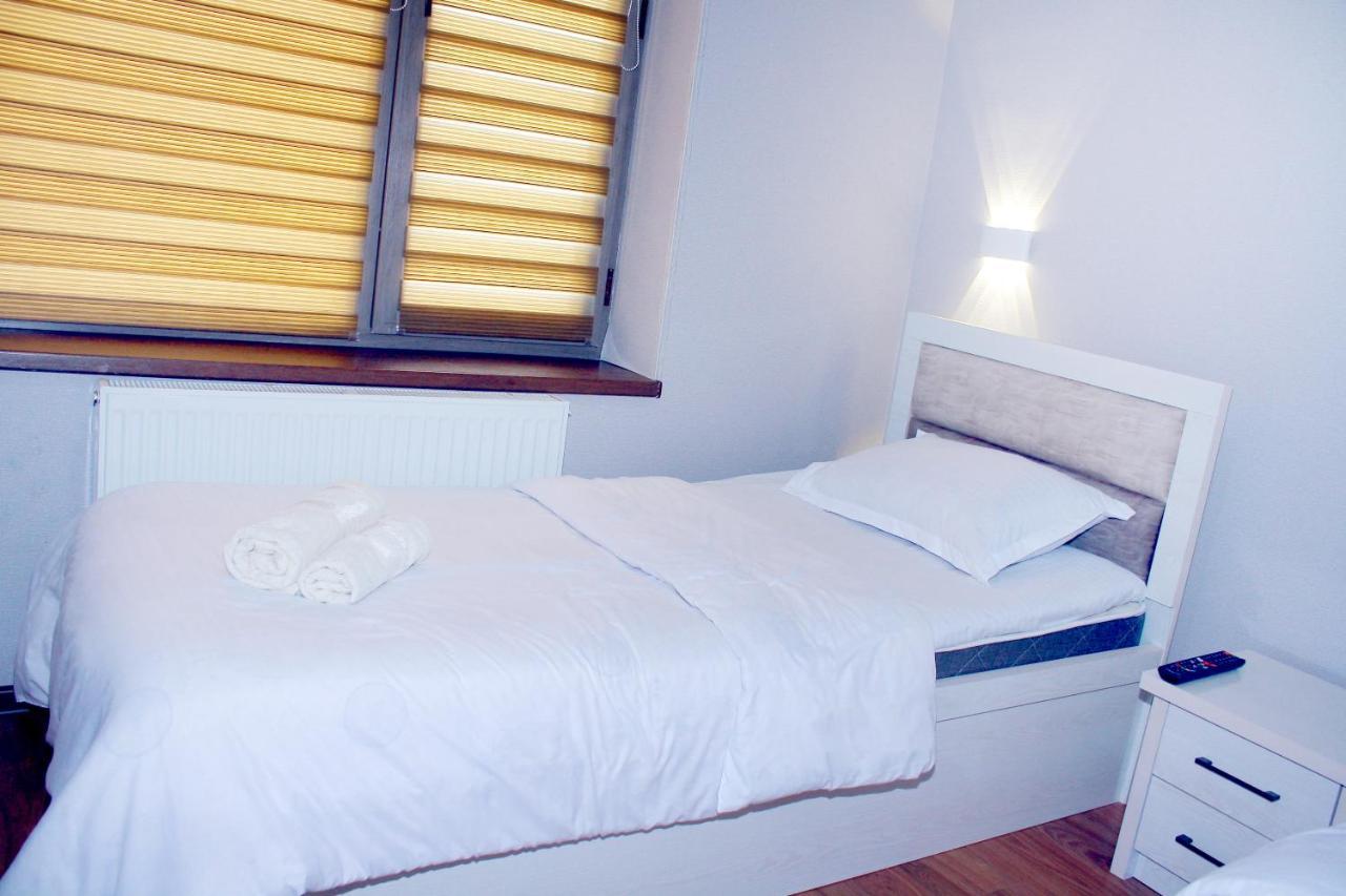 One Global Family Guest House Samarkand Exteriör bild